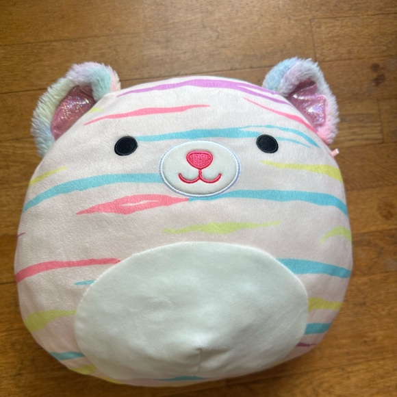 squishmallows-toys-attosa-the-rainbow-striped-tiger-2in